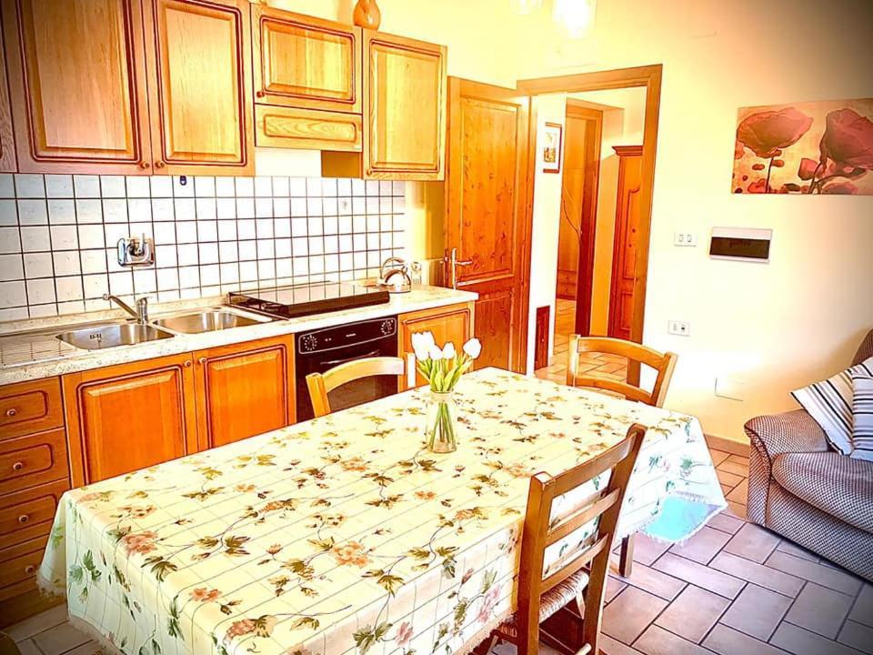 Leonaerdo Guests House Apartment Panicale Room photo
